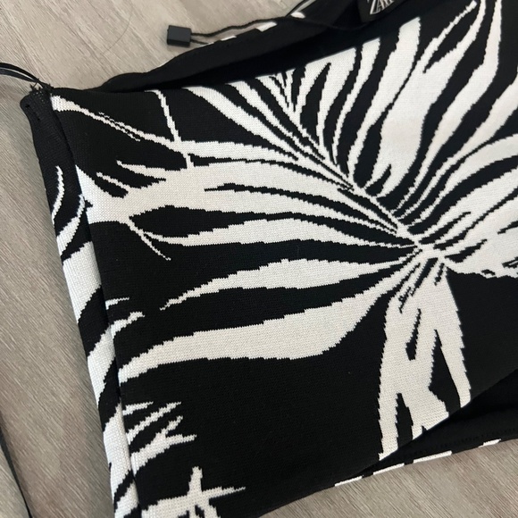 New Zara black & white summer top - Picture 4 of 4